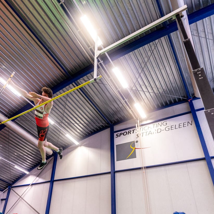 ESSX-vennekel-pole-vault-standard